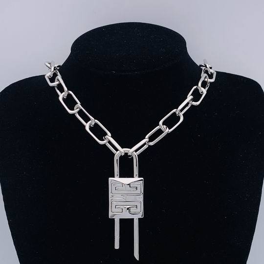 Givenchy necklace 06lyh01